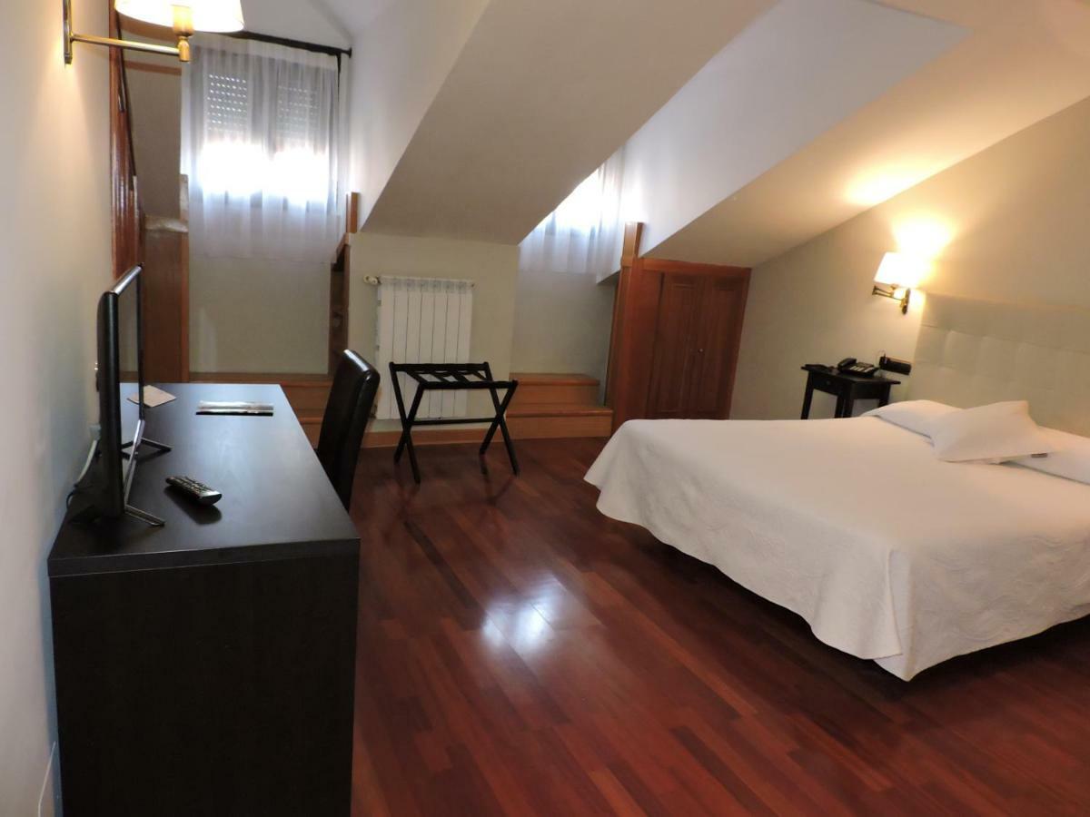 Hotel El Nogal 3*